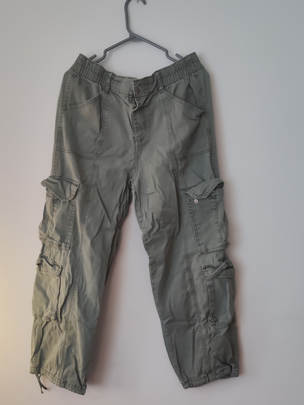 refuge Olive Cargo Pants with Multiple Utility Pockets